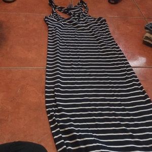 Maxi dress with two slots going down on the leg